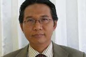 DR Iskandar