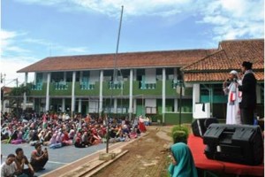 Komite Nasional Rakyat Palestina (KNRP) saat menggalang dana.