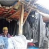 Salah seorang pedagang barang bekas di Jalan Langlangbuana.
