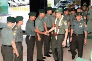 Pangkostrad Terima Kunjungan DirKuad 