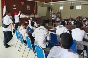 Pertemuan Bupati dengan APDESI Kuningan. 