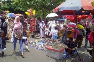 Pedagang Dadakan Warnai Manasik Haji RA